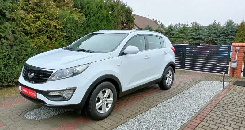 Kia Sportage cena 48800 przebieg: 155232, rok produkcji 2015 z Barlinek małe 154